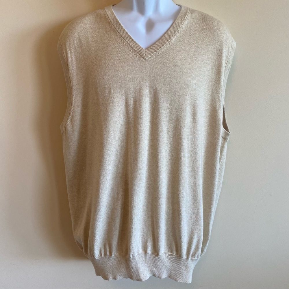 Peter Millar V neck sweater